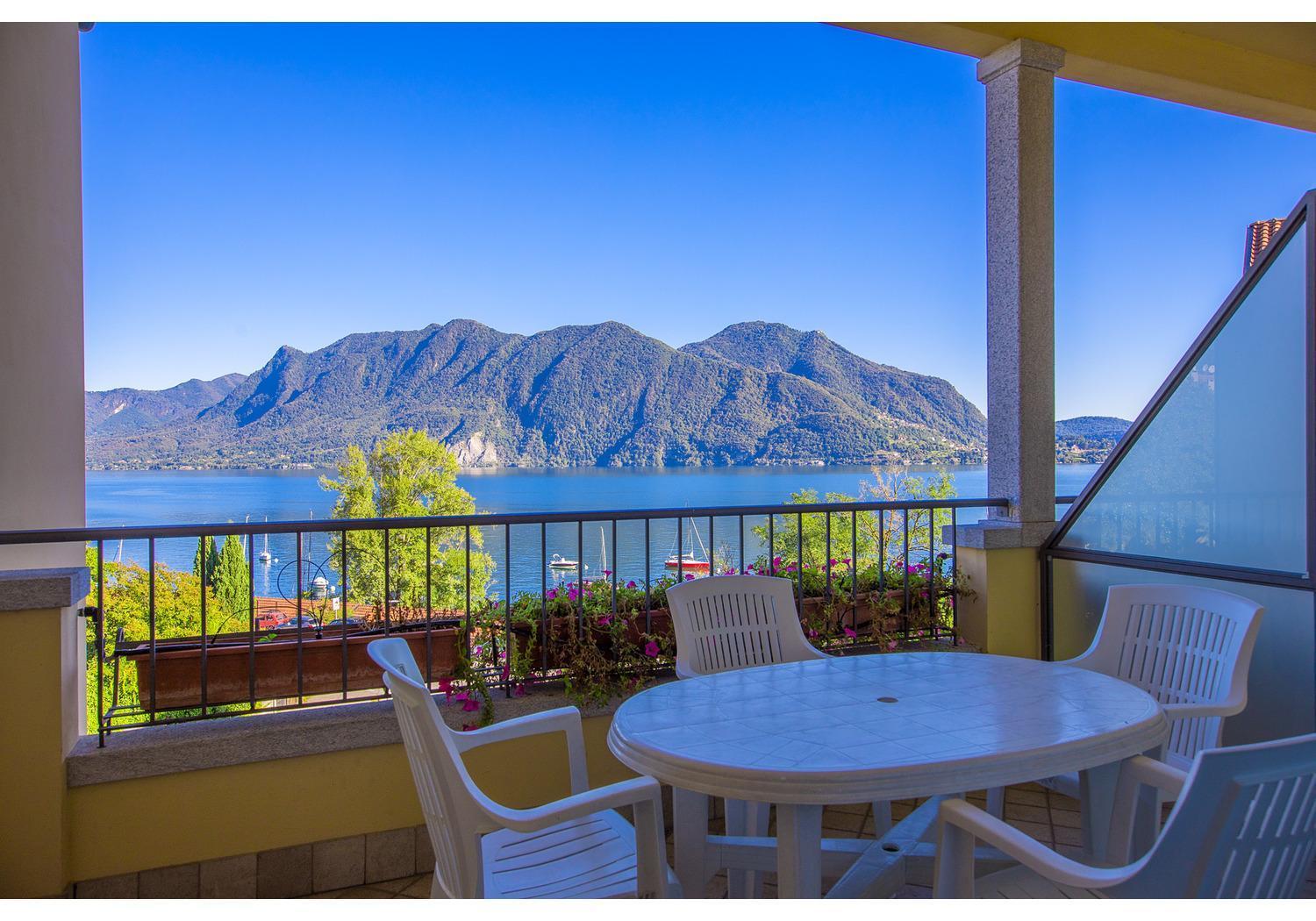 Hotel Residence Zust Verbania Room photo